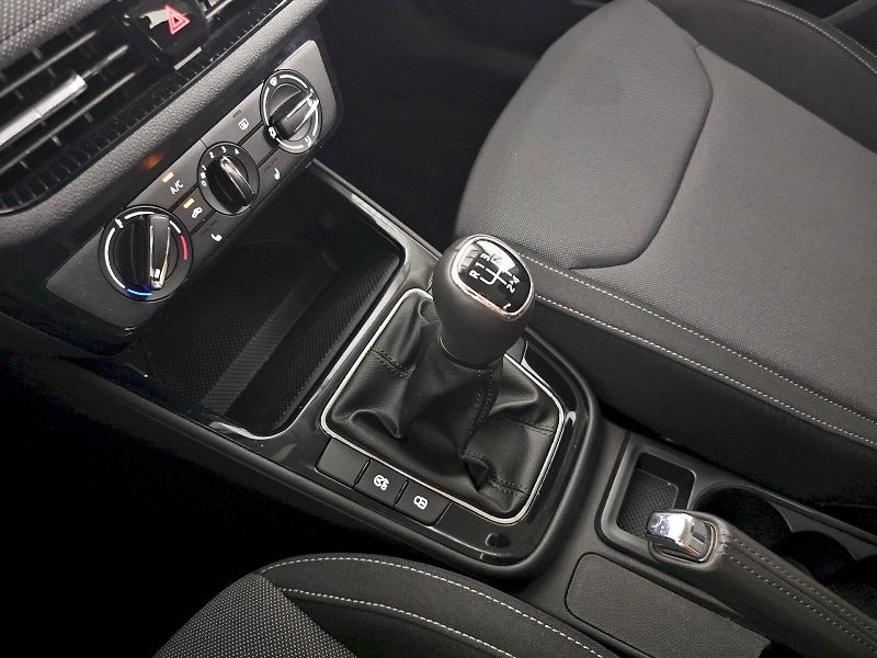 Škoda Fabia (2025) 1.0MPI 59KW SELECTION - fotka 25 z 32