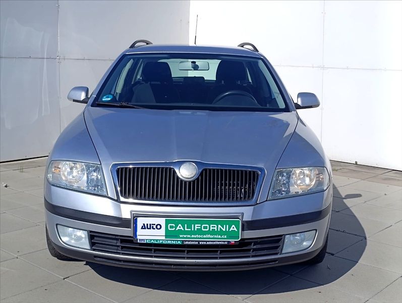 Škoda Octavia 1,9 TDi Klima Tažné Tempomat - fotka 3 z 29