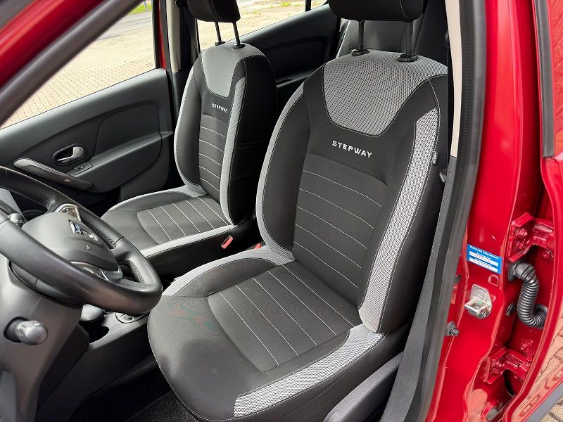 Dacia Sandero 0,9 TCe Stepway  - fotka 10 z 20