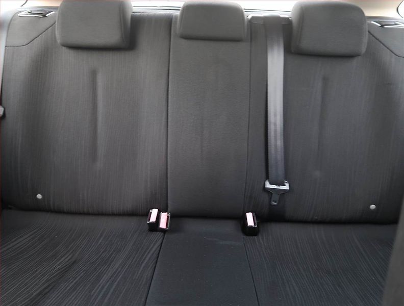 Citroën C4 (2010) 1.4 16V, po STK, jezdí skvěle - fotka 10 z 17