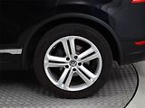 Volkswagen Touareg (2012) Business 3.0 TDI, 4X4 - náhled 13