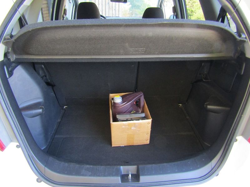 Honda Jazz (2012) 1.3 16V 73kW - fotka 21 z 35