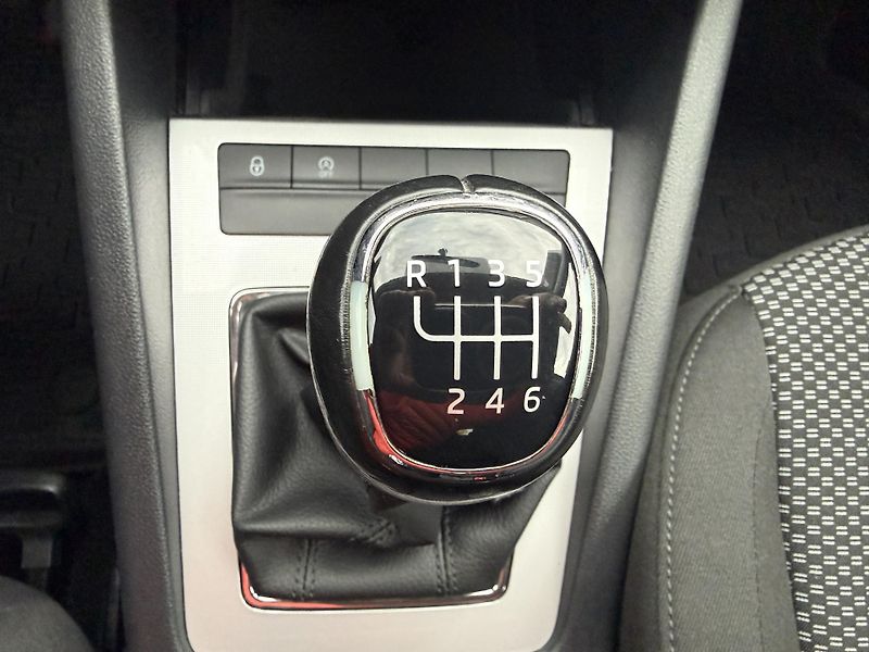 Škoda Octavia 1.0 TSI 85KW  - fotka 26 z 32