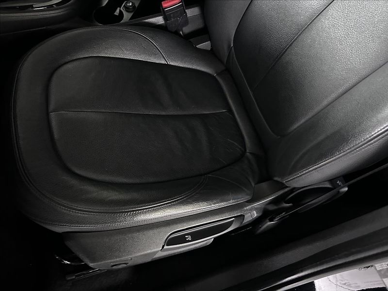 BMW Řada 2 2,0   218d,ActiveTourer,2.MAJ - fotka 32 z 34
