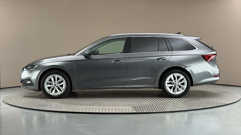 Škoda Octavia 2.0 TDI DSG Style Combi - fotka 4 z 26