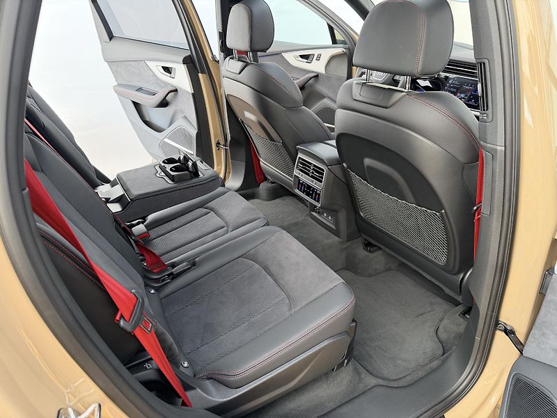 Audi Q7 3.0Tdi*7-mist*CZ*DPH*S-Line - fotka 17 z 48