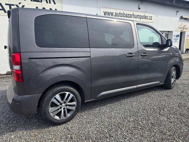Peugeot Traveller (2016) 2.0 HDi DPH - fotka 3 z 24