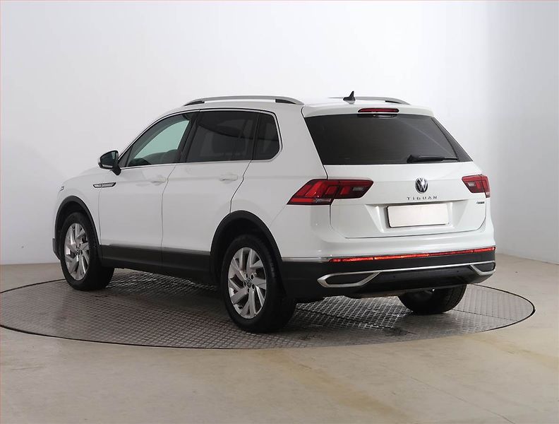 Volkswagen Tiguan (2020) Elegance 2.0 TDI - fotka 4 z 22