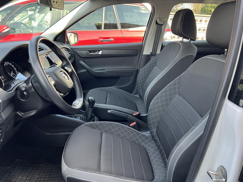 Škoda Fabia 1.0MPi 44kw TEMPOMAT KLIMA - fotka 9 z 36