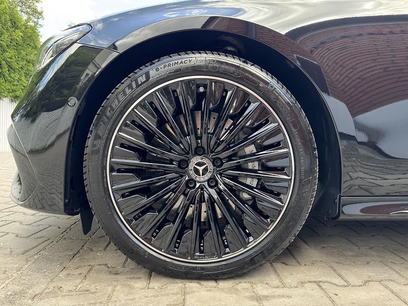 Mercedes-Benz Třídy E E450d-4M-AMG-NEZ.T-3D-R20-ČR - fotka 46 z 46