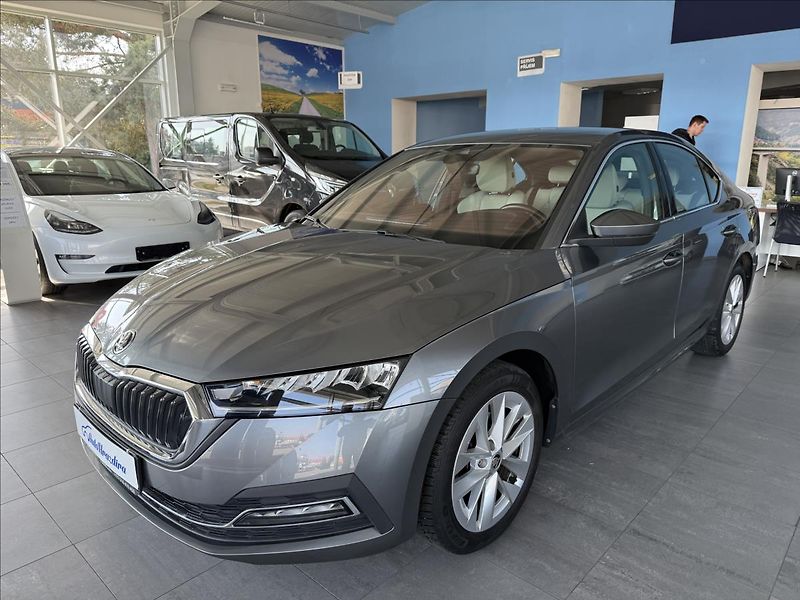 Škoda Octavia 1,5   110kW,STYLE,ČR,SERVISKA - fotka 3 z 28