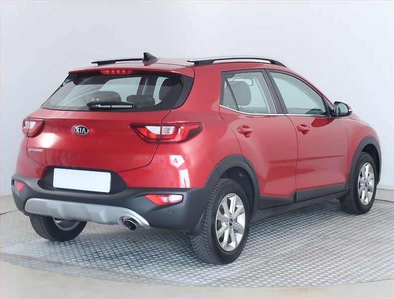 Kia Stonic (2019) 1.4 CVVT, Serv.kniha, Navi - fotka 5 z 18