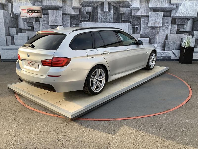 BMW Řada 5 (2011) 3.0D,150KW,N57D,M-PAKET,PANOR. - fotka 4 z 25