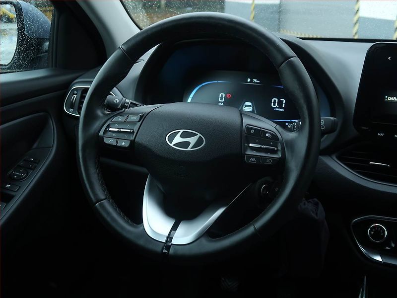 Hyundai i30 (2024) 1.5 DPI, Serv.kniha, Navi - fotka 20 z 20