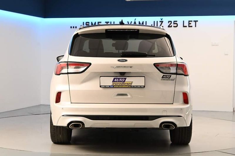 Ford Kuga (2021) 2.5 VIGNALE VIRTUAL LED ACC BO - fotka 6 z 48