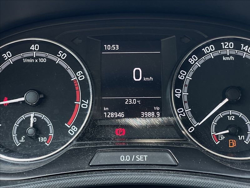 Škoda Fabia 1,0 TSI Combi Ambition Plus - fotka 10 z 21