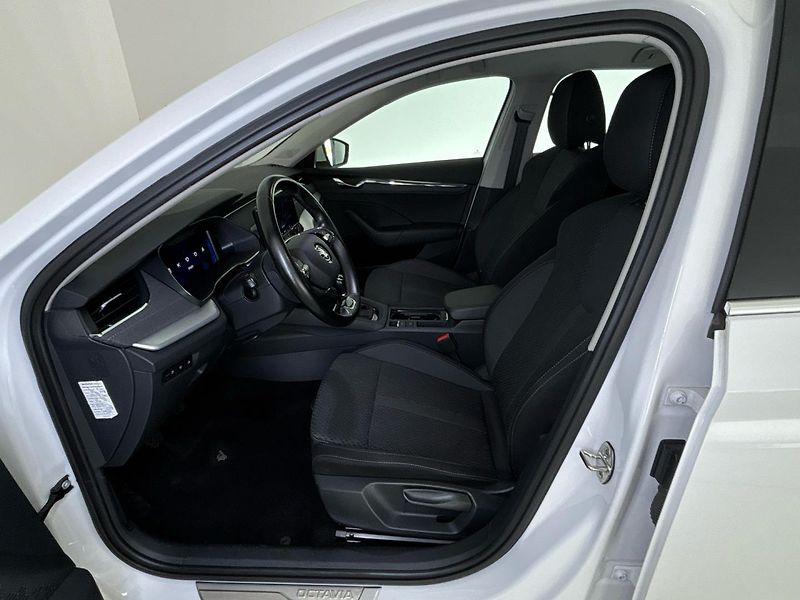Škoda Octavia Style - fotka 7 z 27