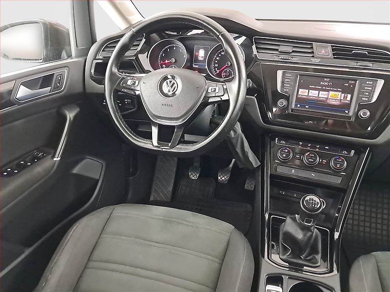 Volkswagen Touran (2016) 1.4 TSI, ČR,1.maj, Tempomat - fotka 7 z 18