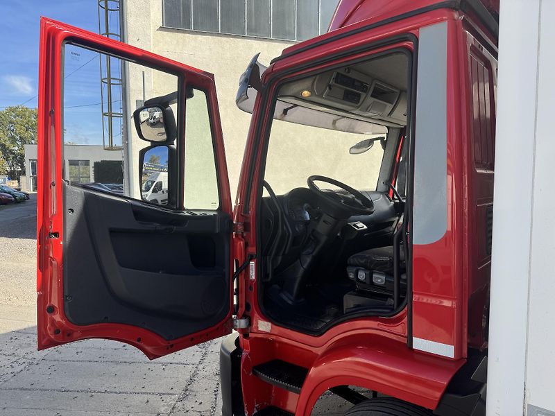 Iveco Eurocargo (2014) 120E21 E6-skříň-čelo-měchy - fotka 6 z 25