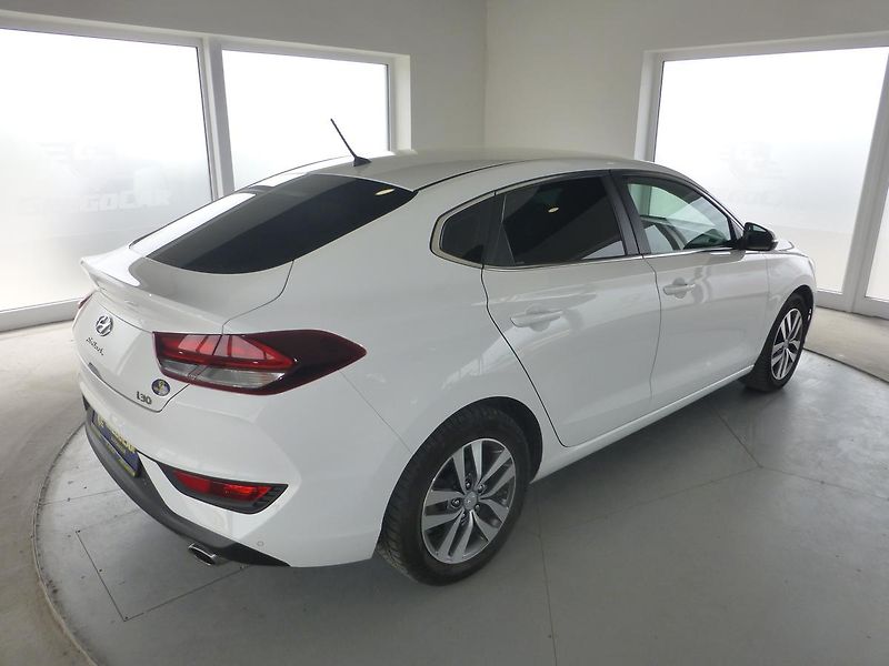 Hyundai i30 (2018) 1,0-88KW**NEW ČR**FASTBACK - fotka 6 z 25