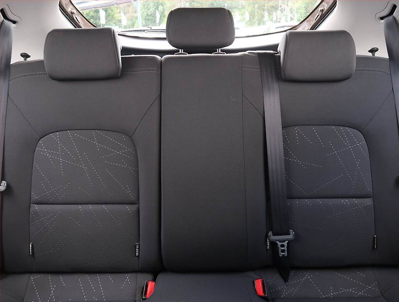 Kia Rio (2012) 1.25 CVVT, Park. senzory - fotka 10 z 17