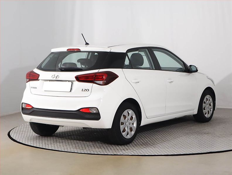 Hyundai i20 (2020) 1.2, Serv.kniha - fotka 5 z 14