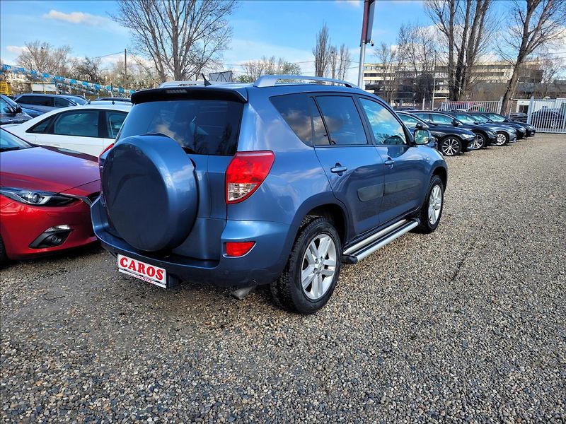 Toyota RAV4 2,2 D4-D,4x4,klima,alu, - fotka 6 z 35