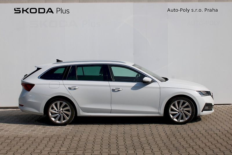 Škoda Octavia (2023) Combi Style 1.5 TSI 110 kW DSG - fotka 9 z 26