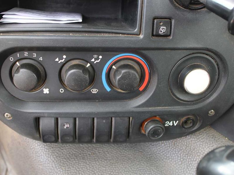 DAF CF 85.460, EURO 4, 8X4, TŘÍSTRANN - fotka 14 z 19