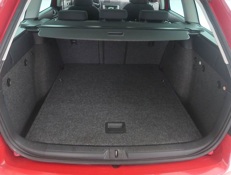 Škoda Octavia (2012) Elegance 1.4 TSI, po STK - fotka 13 z 15