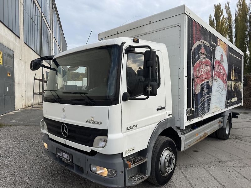 Mercedes-Benz Atego (2007) Mercedes-Benz-Atego-Skříň-Čelo - fotka 3 z 23