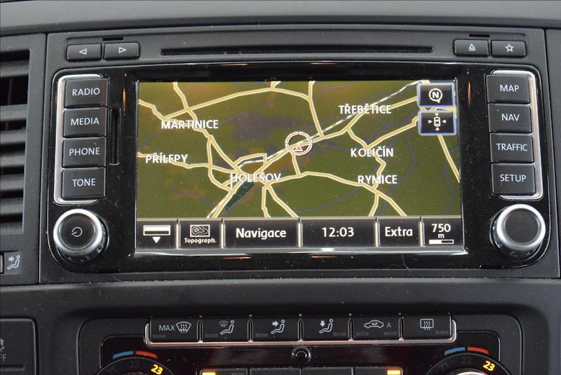 Volkswagen California 2,0 TDI, NAVI,serviska, - fotka 28 z 44