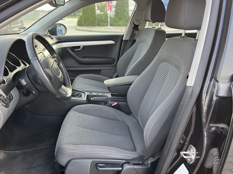 Seat Exeo (2011) 1.8 TSI-118kW - fotka 13 z 14