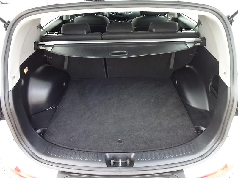Kia Sportage 1,6GDi  Active Plus - fotka 24 z 46