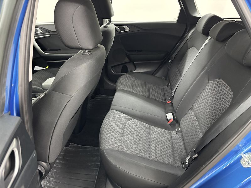 Kia Ceed 1,0 T-GDI Fresh,1.MAJITEL; ČR - fotka 9 z 17