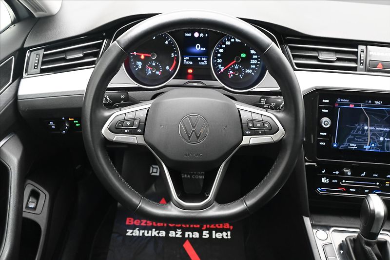 Volkswagen Passat 2,0 TDI 110 kW DSG Business Zá - fotka 18 z 31