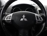 Mitsubishi Outlander (2010) 2.0, po STK, Tažné, rezervace - náhled 8