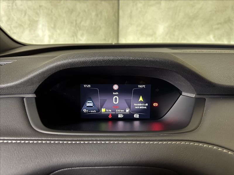 Škoda Enyaq 80 Sportline LED Matrix Assist - fotka 25 z 47