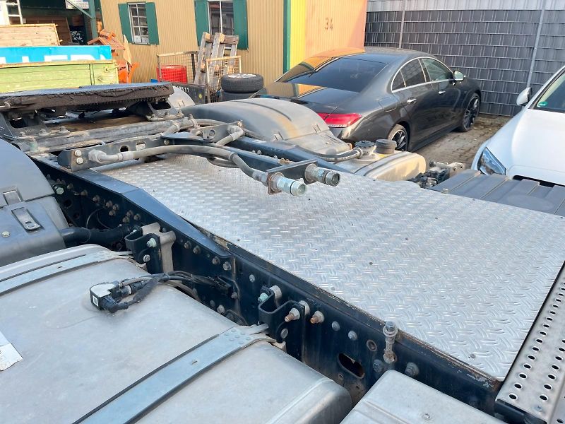 MAN TGS (2024) 26.520 6x4 hydraulika EURO 6 - fotka 8 z 18