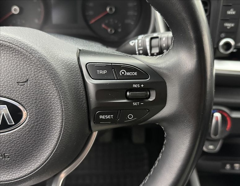 Kia Stonic 1,4 i SERVIS KAMERA 2X KOLA ČR - fotka 12 z 37
