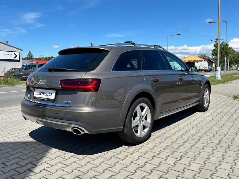 Audi A6 Allroad 3,0 TDI  quattro S tronicCZ DP - fotka 6 z 35