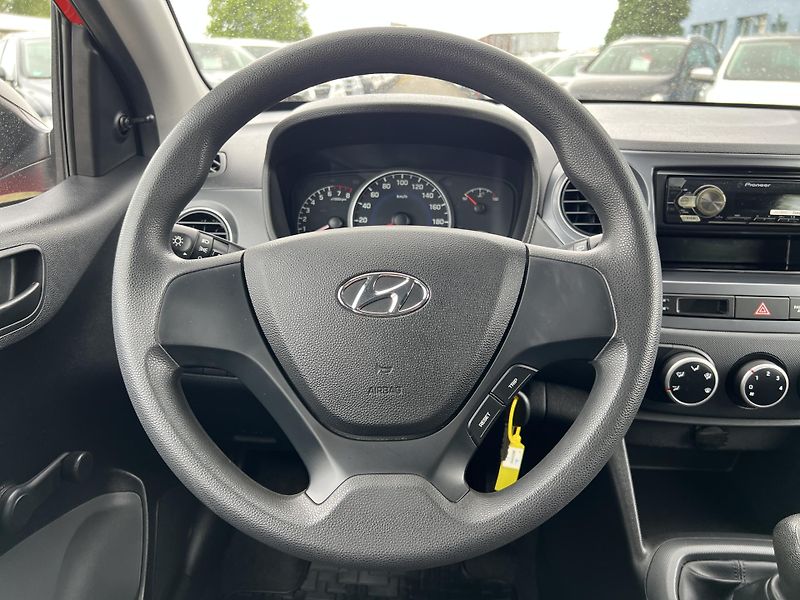 Hyundai i10 1.0i 49kw ABS KOUPENO V ČR - fotka 13 z 31