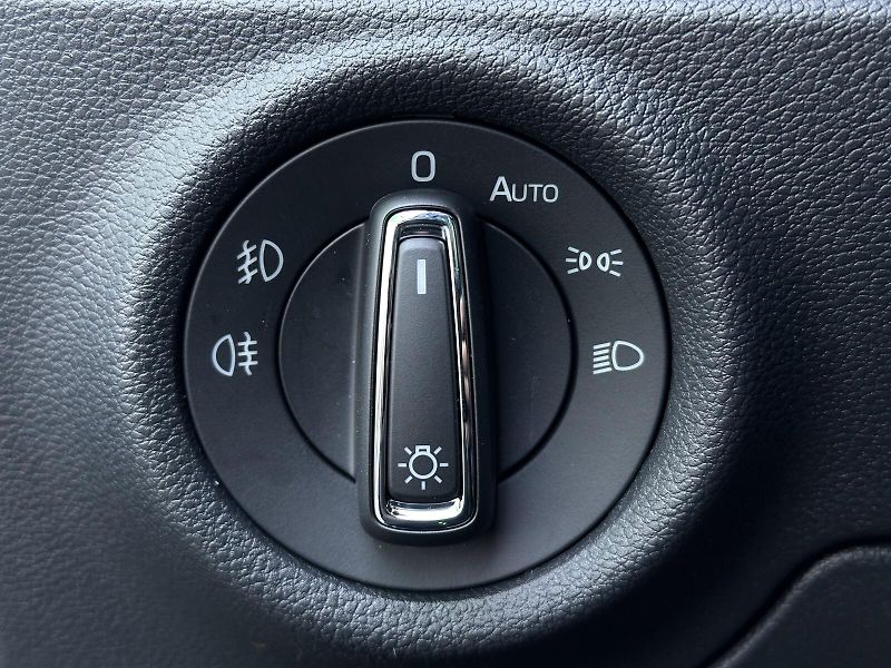 Škoda Kamiq 1.5TSi DSG Monte Carlo 150PS M - fotka 17 z 48