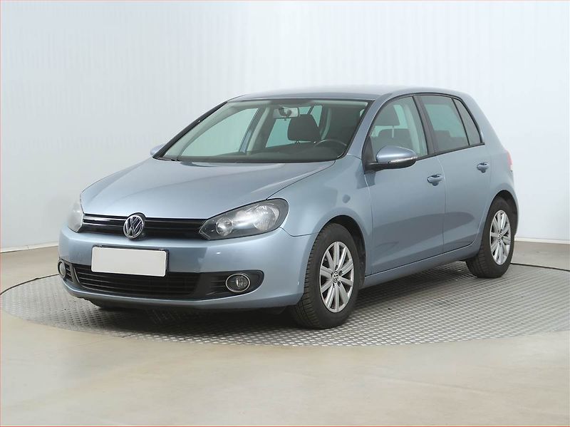 Volkswagen Golf (2011) 1.2 TSI, Serv.kniha - fotka 2 z 12