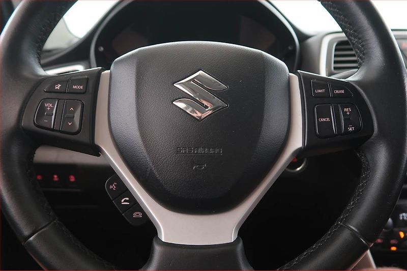 Suzuki SX4 S-Cross (2018) 1.4 BoosterJet, Serv.kniha - fotka 14 z 16