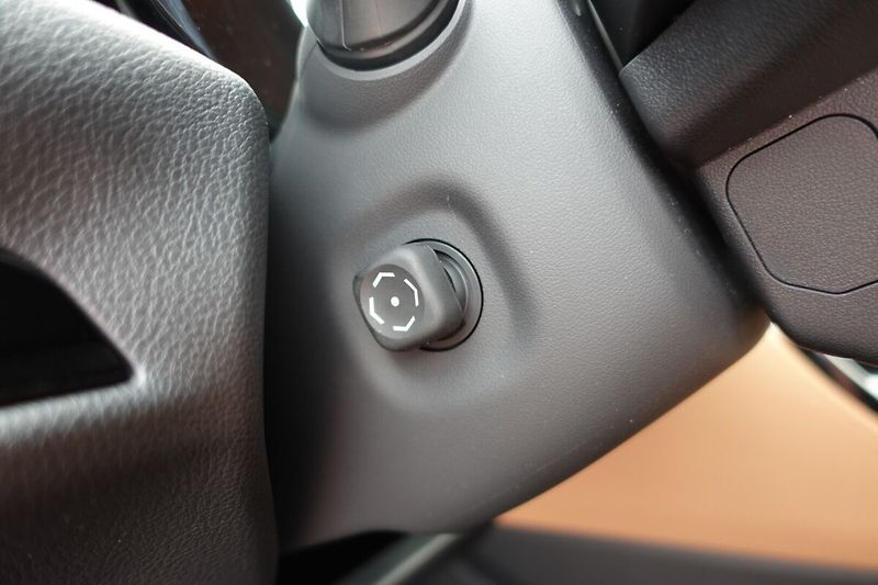 Lexus NX 350h NX350h Executive Top 4x4 - fotka 21 z 34