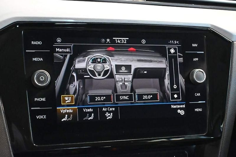 Ford S-MAX (2022) 2.0 TITANIUM Kamera Tažné 8 Ko - fotka 20 z 32