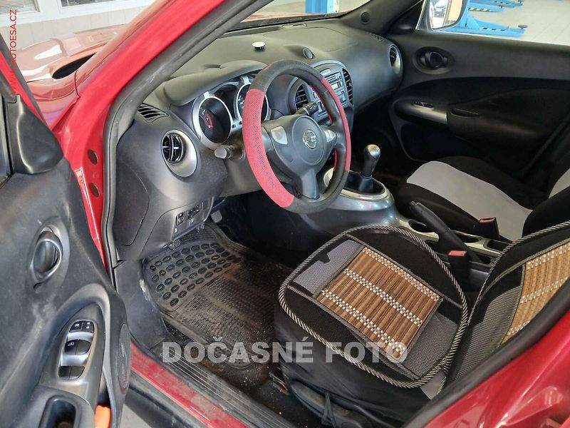 Nissan Juke (2017) 1.6 i, STK2/28 - fotka 3 z 3