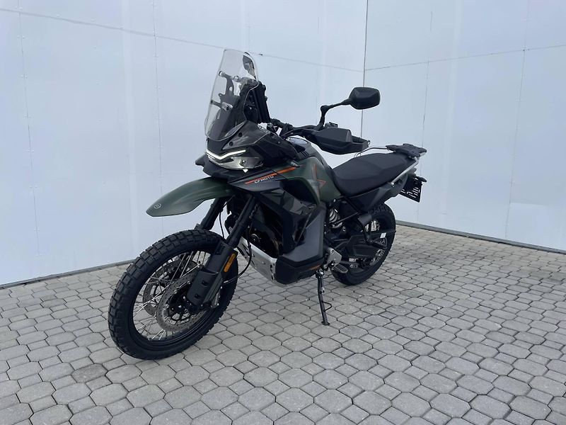 CFMOTO (2026) 1000MT-X Touring EU5+ - fotka 6 z 12