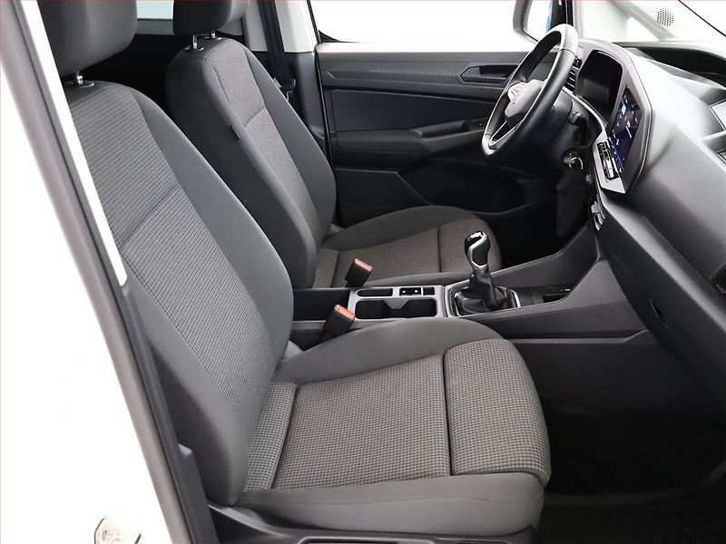 Volkswagen Caddy (2025) 1.5 TSI, 7Míst, ČR, 1Maj - fotka 7 z 18